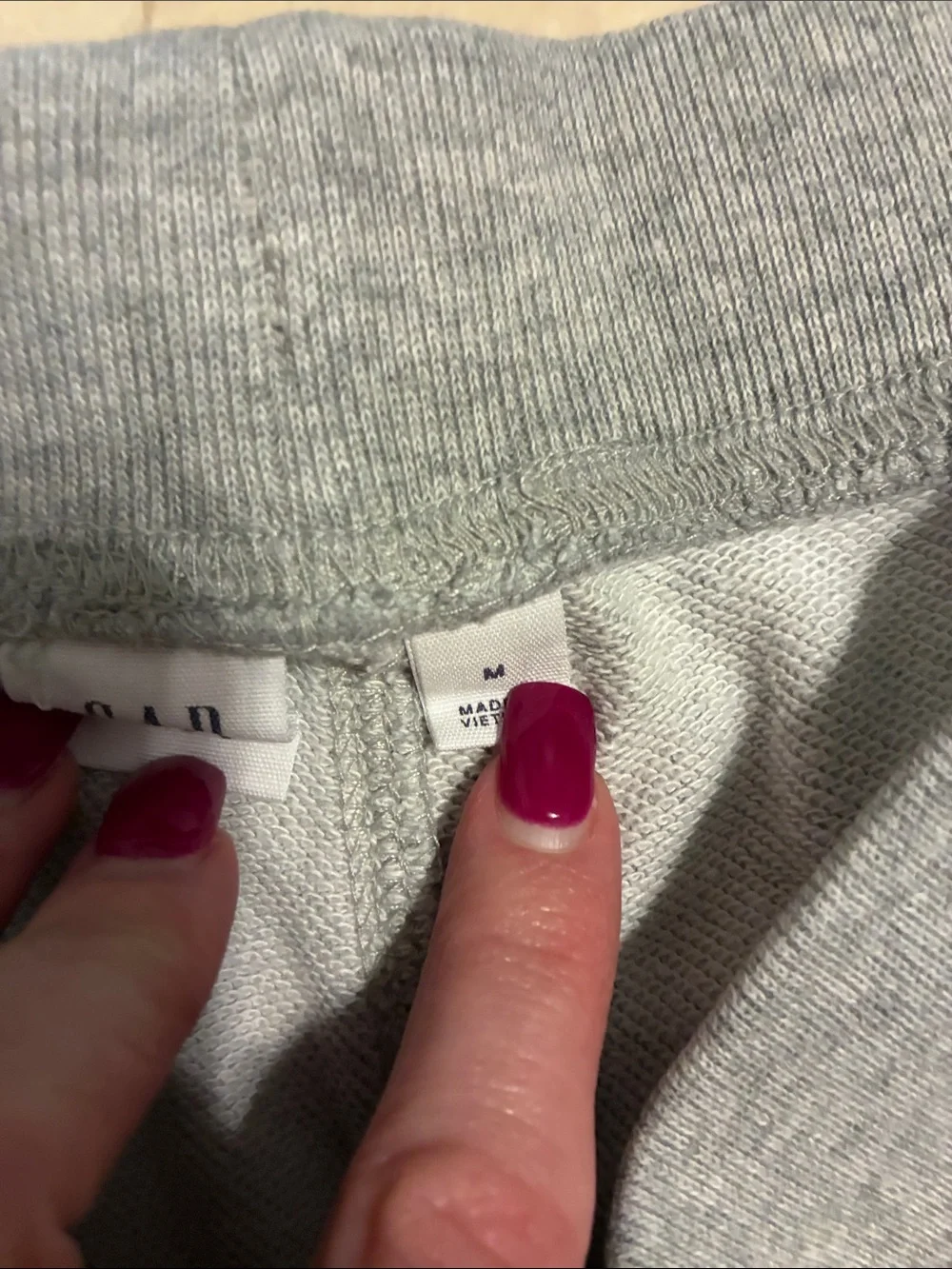 GAP kids gray shorts - M